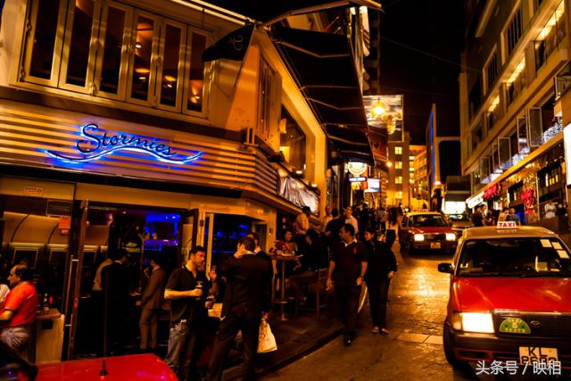 平安夜怎么约会才浪漫,香港圣诞节平安夜兰桂坊