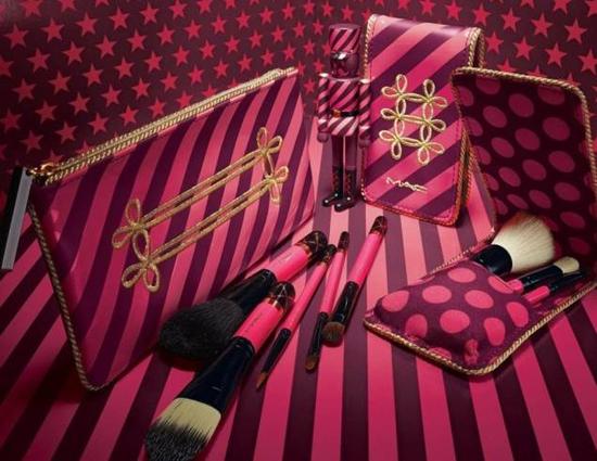 唐嫣刘诗诗已经在用了!今年圣诞限量美妆我只要这些就足够