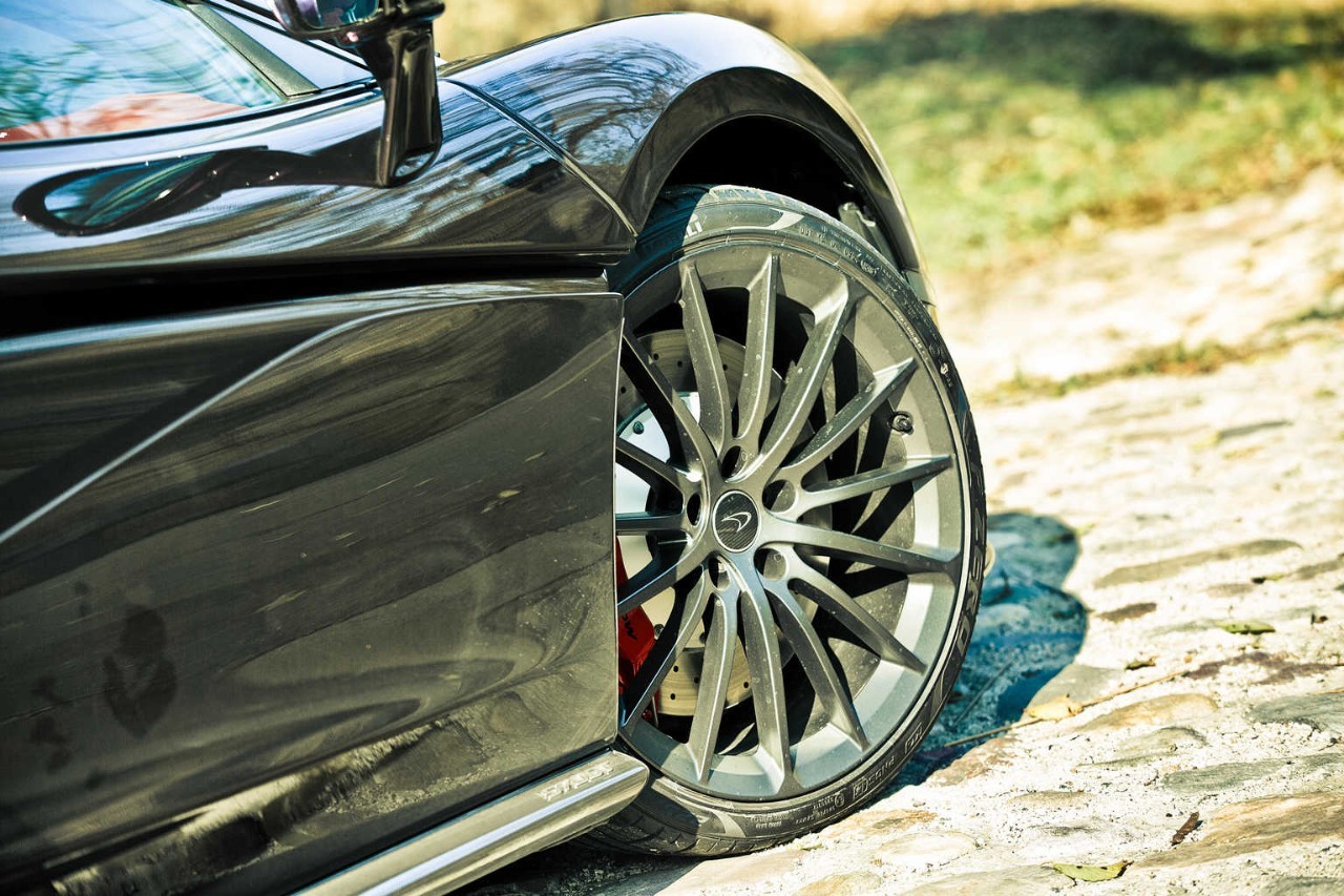 这两款车的体验感受就是:有钱真好丨TheAwards2016