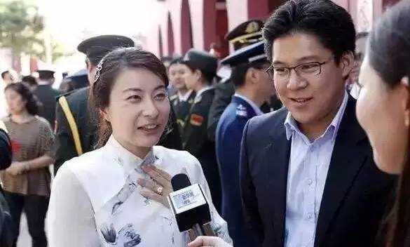 郭晶晶霍启刚逛超市视频,霍启刚郭晶晶逛街买菜