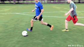 「维维过人教程」非常实用:快速转身,迅速摆脱防守人员