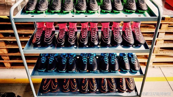 足球鞋nikeadidas彪马,足球鞋nikesuper