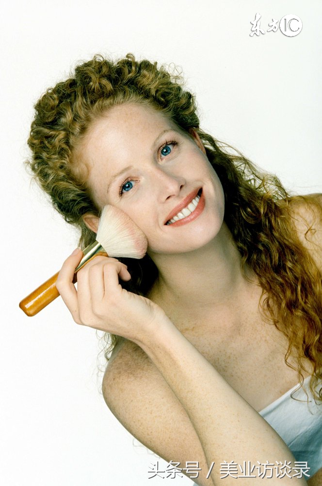 在化妆的时候鼻子卡粉怎么补救,鼻子卡粉的正确化妆方法