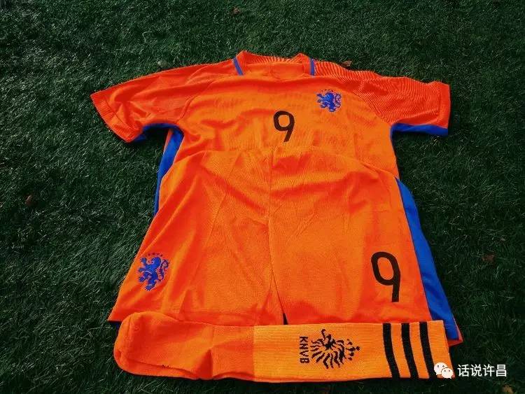 为什么说足球是一种信仰,我们热爱足球绝不是说说而已