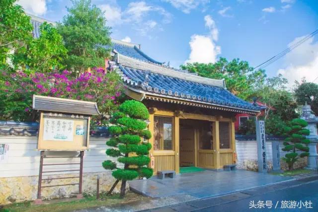 鐞夌悆涔嬭摑鎭嬫垬鍐茬怀,鎭嬫垬鍐茬怀铚滄湀涔嬫梾