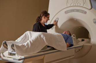 癌症化疗都是怎么化疗的,化疗能减轻癌症晚期患者的痛苦吗