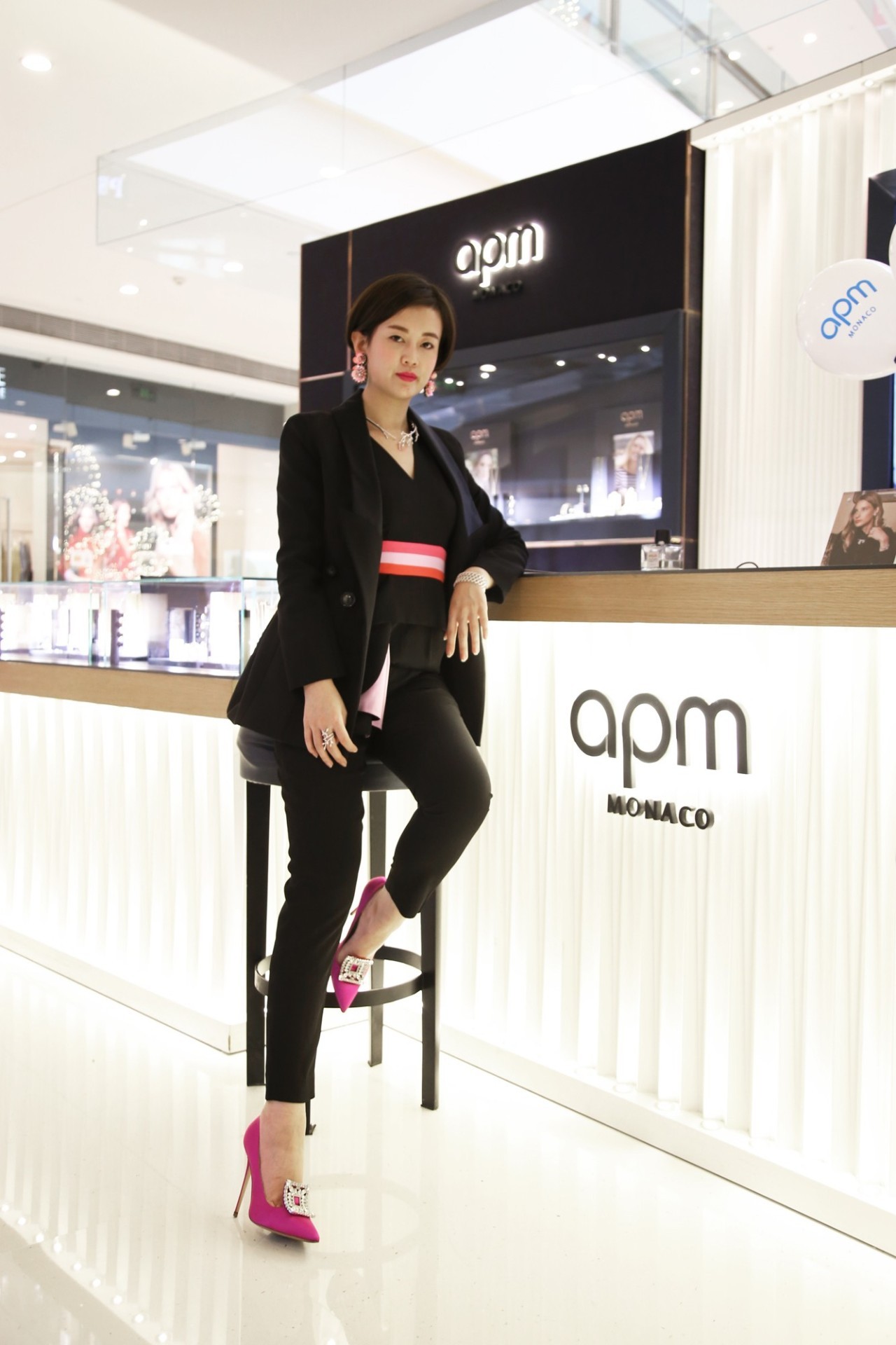 火遍ins风的蝴蝶结,小众配饰日潮