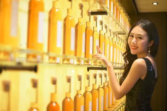 必须曝光！男女老少被这艘邮轮“骗”得不想回家！