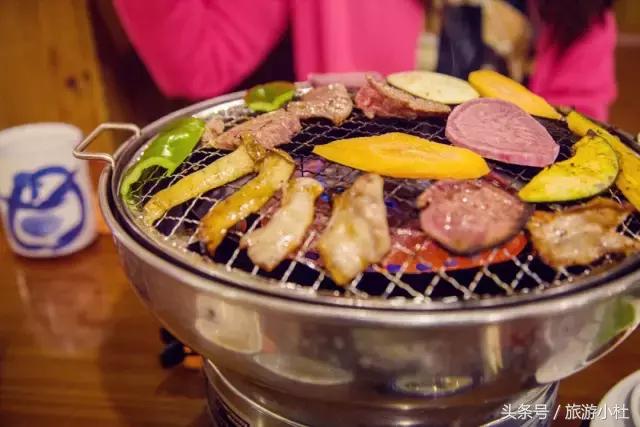 鐞夌悆涔嬭摑鎭嬫垬鍐茬怀,鎭嬫垬鍐茬怀铚滄湀涔嬫梾