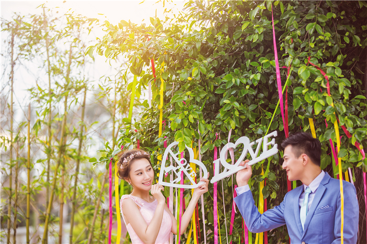 婚礼火热进行,婚礼活泼热场