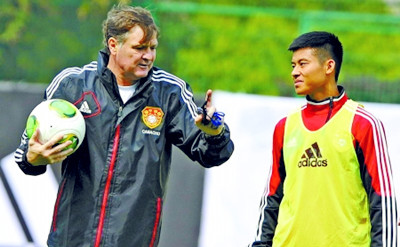 天才球员被开除了,足球天才被排挤出球队