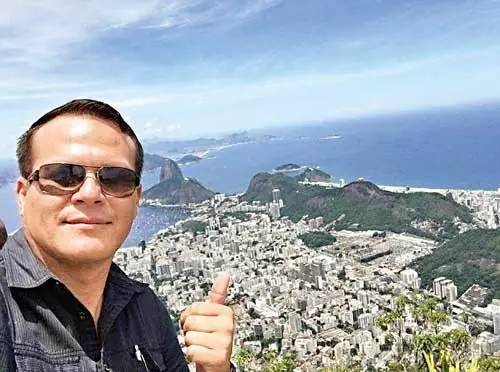 愿天堂也有足球相伴一路走好,愿天堂也有足球陪伴你们