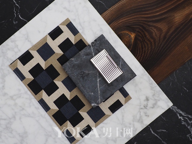 仅凭几何装饰这款打火机就赢得了印度邦主青睐