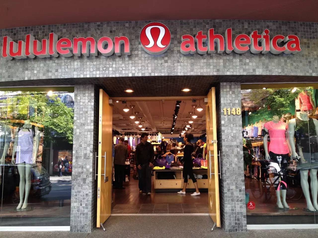 lululemon门店坪效,lululemon成功背后的商业因素