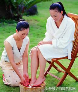 养生先从足底泡脚开始,冬天泡脚的最佳时间和方法