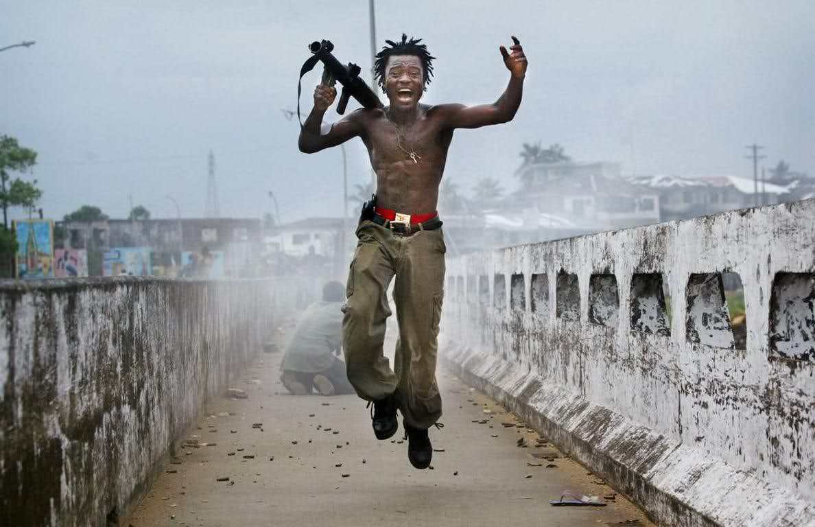 rpg火箭弹简介,rpg火箭弹发射的视频