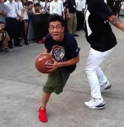 美如画团战集锦视频,后场美如画前场烂如渣