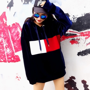 超模gigihadid西装穿搭,gigihadid变色龙式的超模