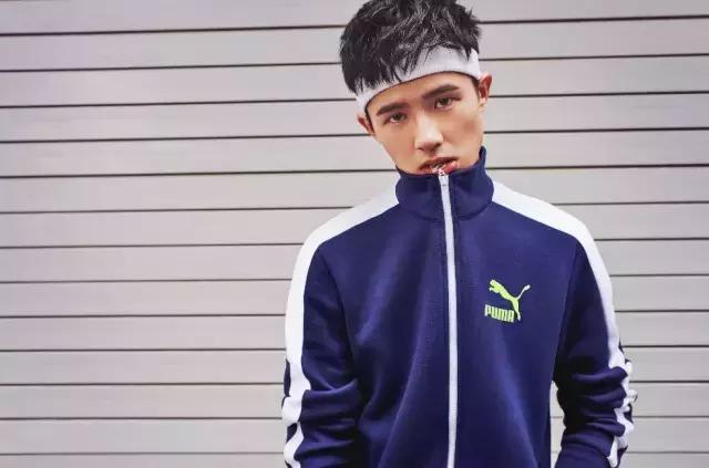 看杨幂职场着装如何搭配,袁姗姗和杨幂同款运动装