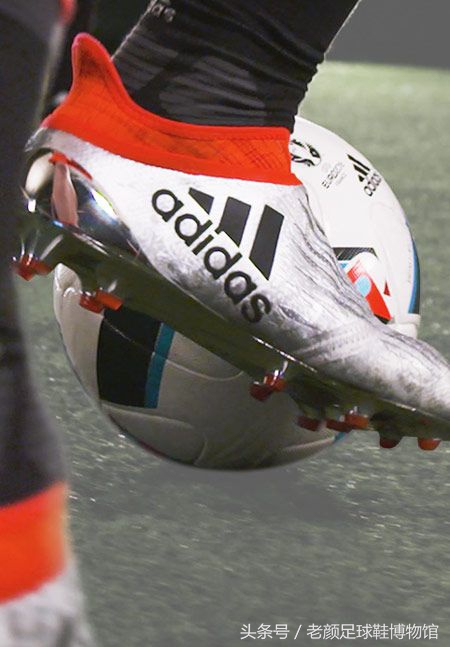 what足球,what鞋是什么牌子