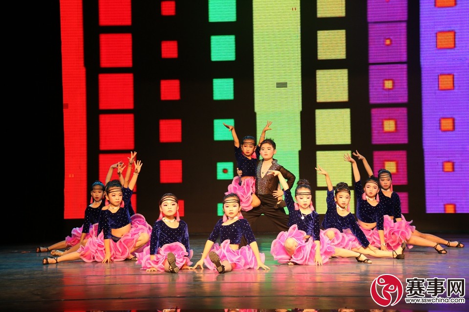 赛事网春晚录制圆满结束，正月初一至初三请锁定福建教育电视台