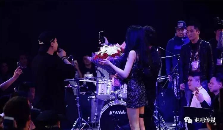 鏉窞clubqueen鐨囧悗,鏉窞閰掑惂鐨囧悗閰掑惂