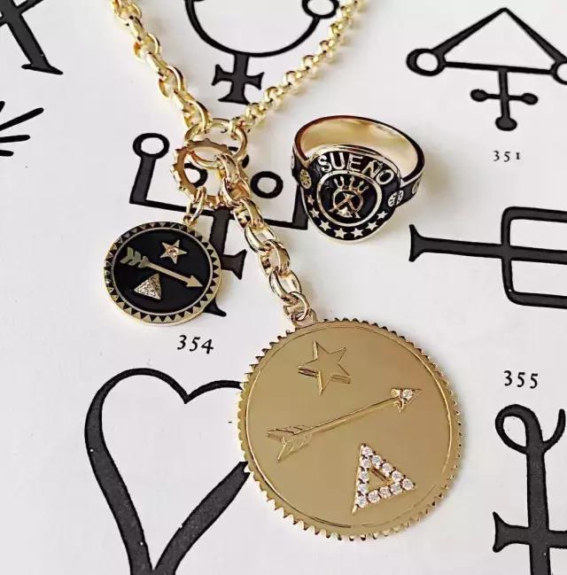 欧美首饰品牌小众轻奢,美国有哪些小众品牌的首饰