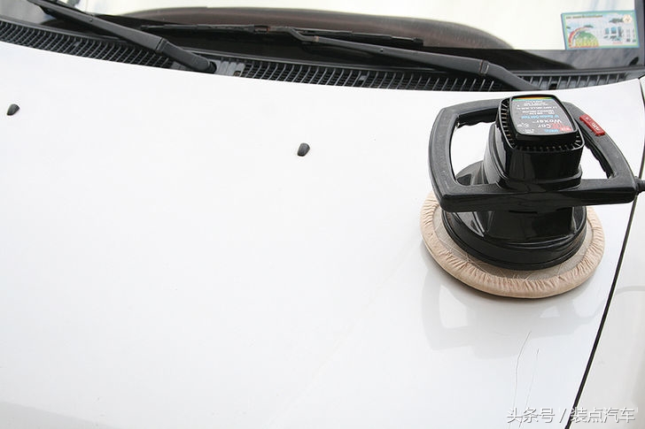 如何给汽车抛光教程,如何给汽车抛光打蜡