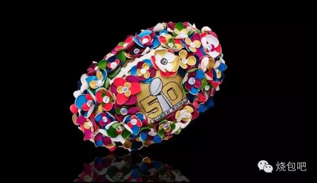 唯物｜情人节倒计时，去看50个潮牌出的超级碗纪念球，独一无二