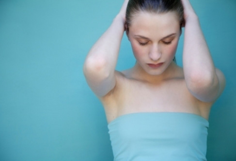 女性身体哪些地方会衰老,女性开始衰老时一般会有3个征兆