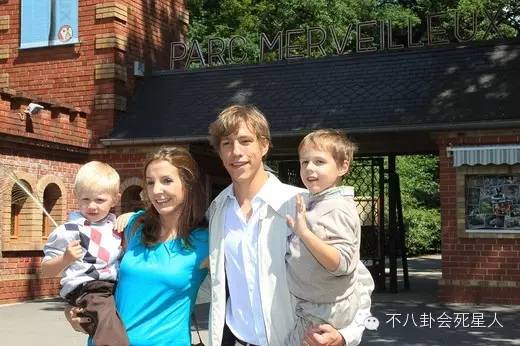 现在还有王子爱上灰姑娘？女招待、女兵、未婚生子戏码不要太多哦