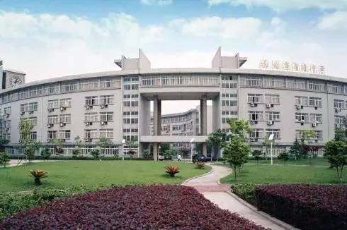 学费太贵有点受不了,学费贵心里难受