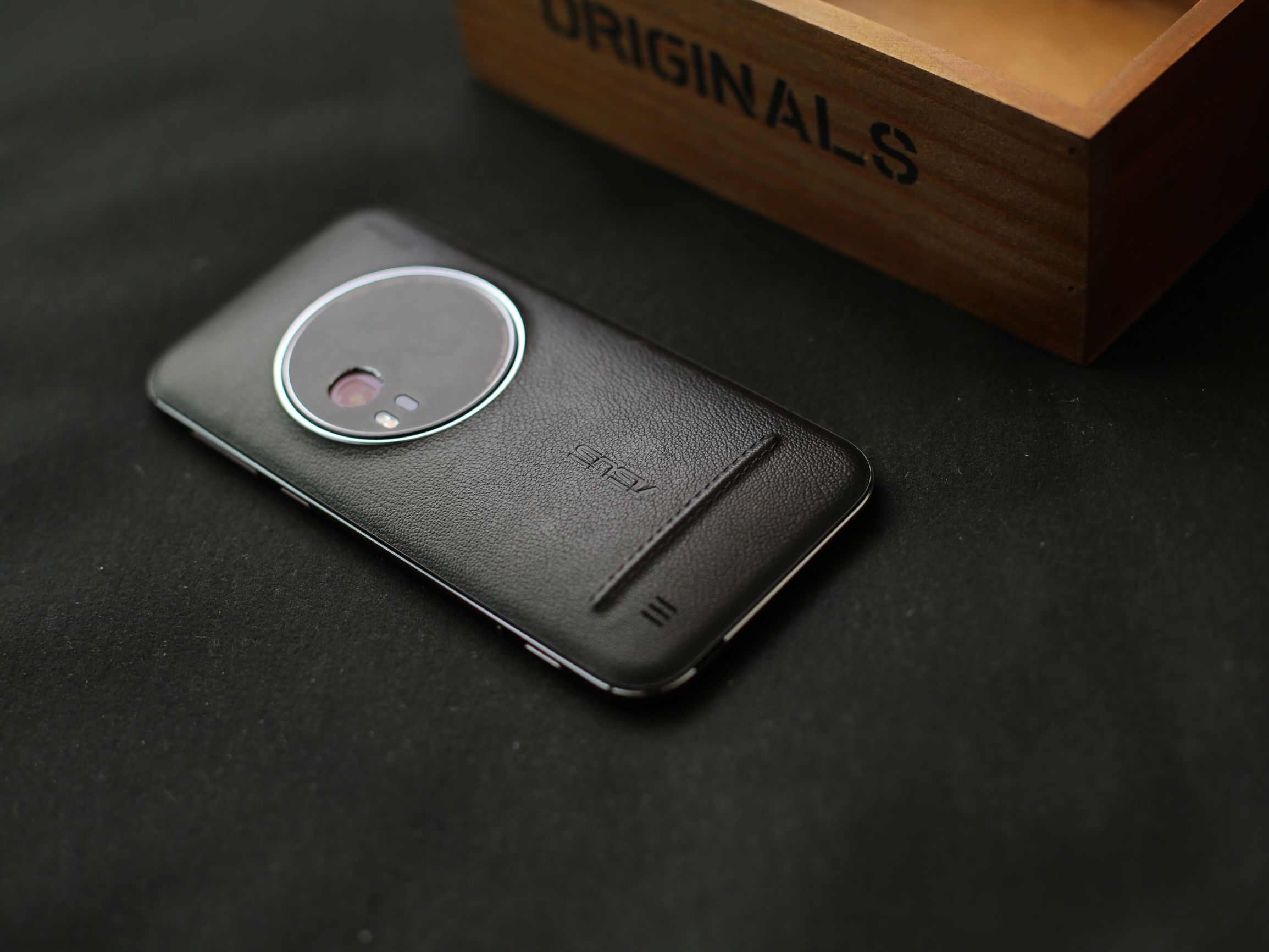 华硕zenfone4zoom,华硕zenfone3鹰眼版