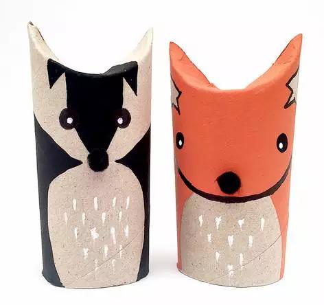 城会玩！这个妈妈卫生纸卷筒这么用，省下了一半玩具钱！