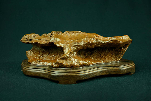 红碧玉与鸡血红的区别,什么颜色的和田碧玉最贵