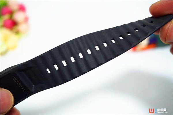 关心一下智能手表,hesvit手环评测