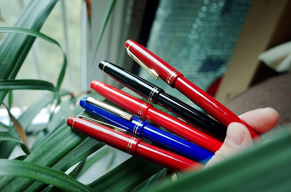 好看平价的钢笔,钢笔百元价位推荐