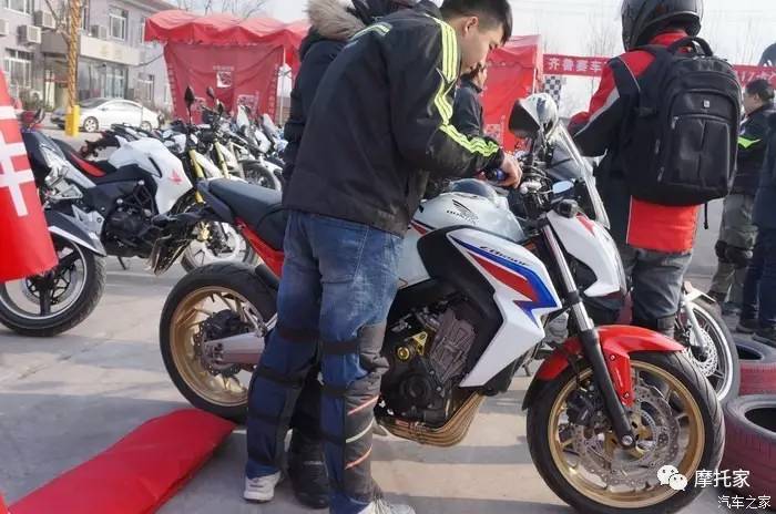 新大洲本田战鹰cbf190x和猛鸷190,18款新大洲本田cbf190x