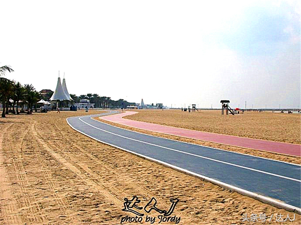 沙漠上的超级绿洲迪拜,迪拜沙漠上的奢华之都