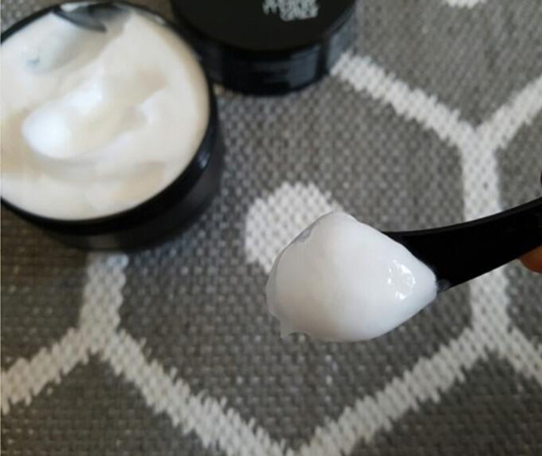 严重脱发掉头发怎么办,女人头顶脱发厉害是什么原因