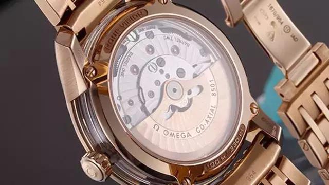 搞不懂！同样花20万，有人不买百达翡丽跑去买欧米茄！