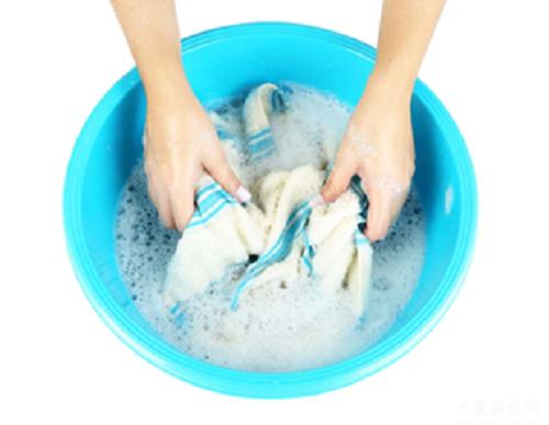 怎么洗变黄又发硬的毛巾,用久的毛巾怎么洗才能变软变干净