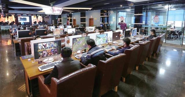 良子网咖家具——网咖应该怎么开？