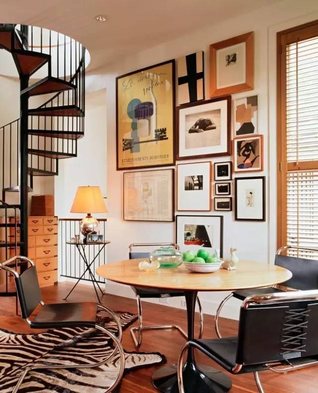 照片墙的设计与布局,照片墙的设计和摆放效果图