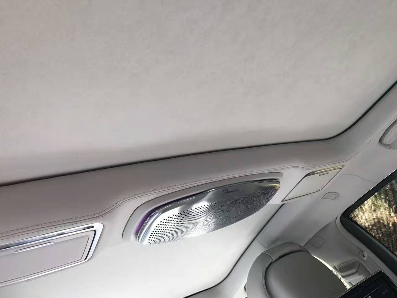 西装暴徒2020款全新奔驰s63amg,奔驰s65amg典藏版西装暴徒