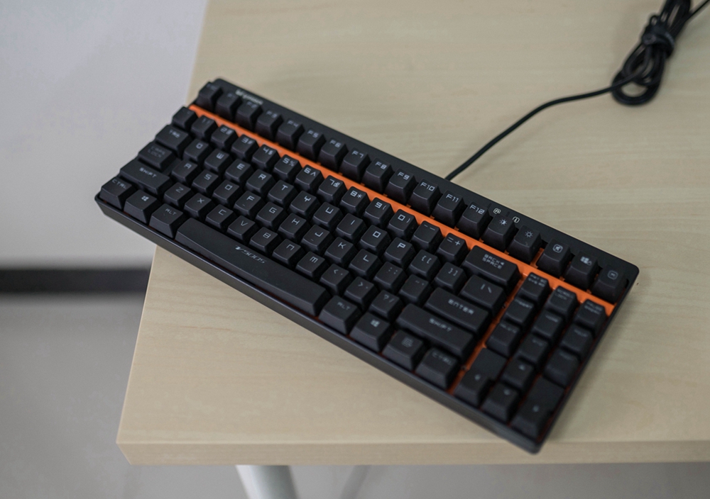 雷柏机械键盘v500l评测,雷柏v500游戏机械键盘
