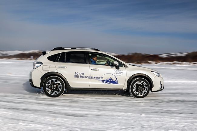 试驾斯巴鲁七座suv2.4l,斯巴鲁冰雪试驾