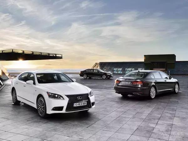 谦谦君子亦需V8！雷克萨斯LS家族历史