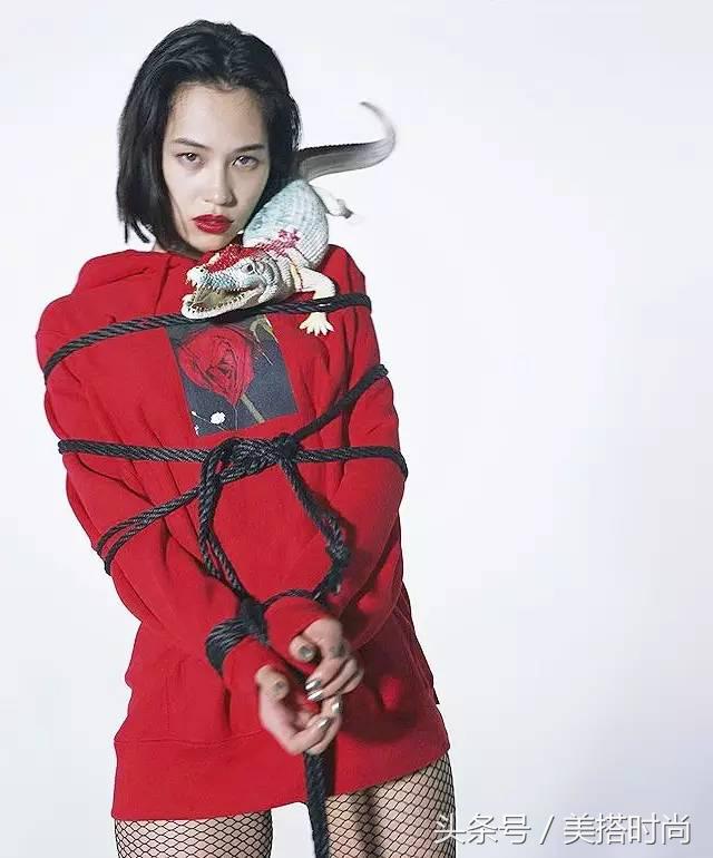 Supreme吃了LV的官司,绑了水原希子,却征服了Kate