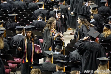 亲历美国大学的毕业典礼,美国大学毕业典礼
